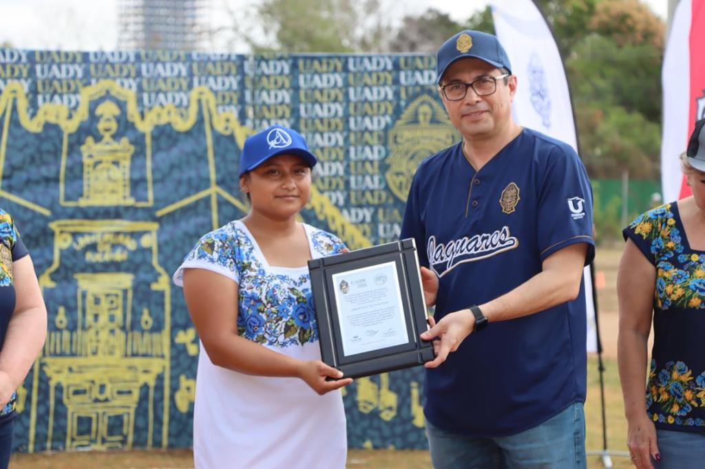 #Yucatán En cerrado encuentro, las Amazonas de #Yaxunah triunfan ante Las Jaguarcitas de la&nbsp;#UADY