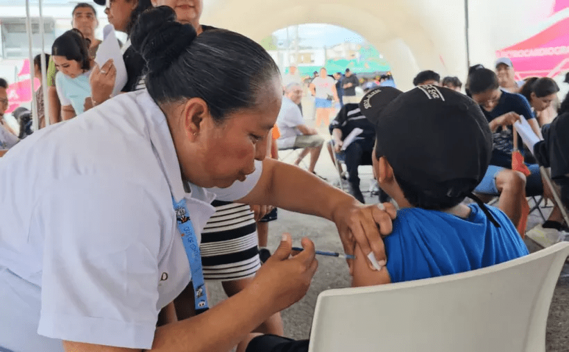 #QuintanaRoo Piden a padres de familia completar esquema de vacunación de sus&nbsp;hijos