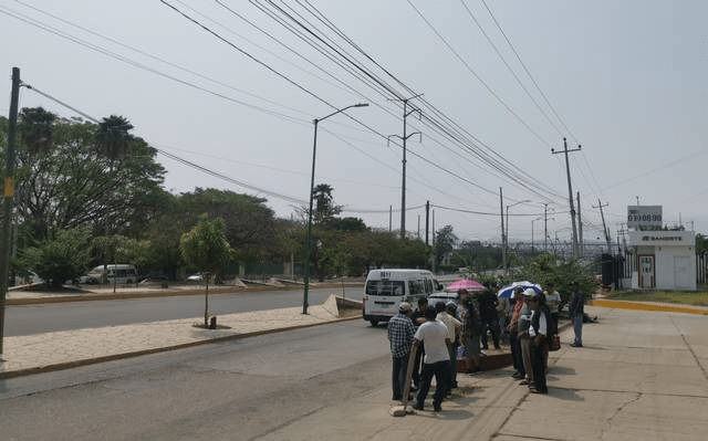 #Chiapas Pobladores de #SanFernando levantan bloqueo tras acuerdo con autoridades&nbsp;estatales