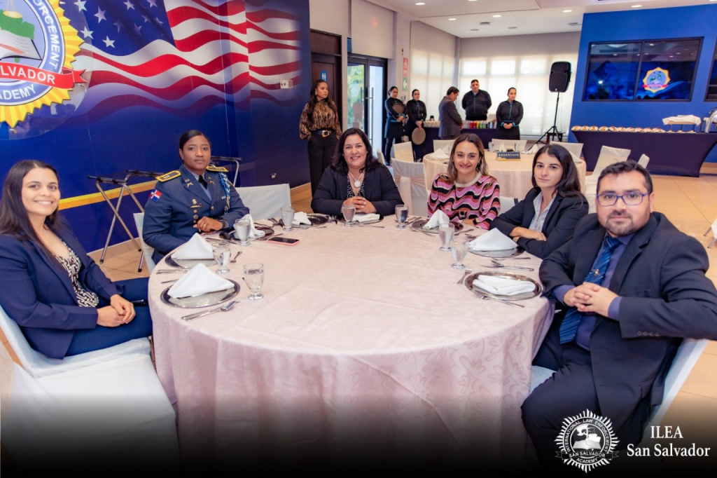 #Campeche Policía va a curso&nbsp;antipandillas