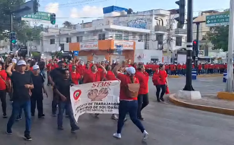 #QuintanaRoo Firme la huelga de trabajadores del ayuntamiento de&nbsp;#Solidaridad