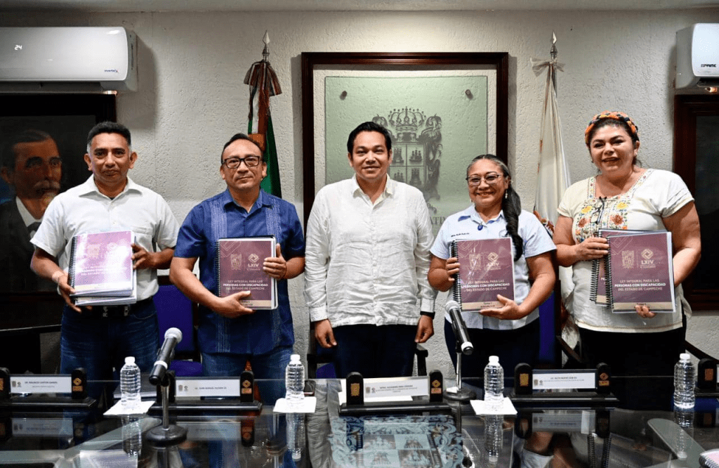 #Campeche Leyes en braille llegan a la&nbsp;entidad
