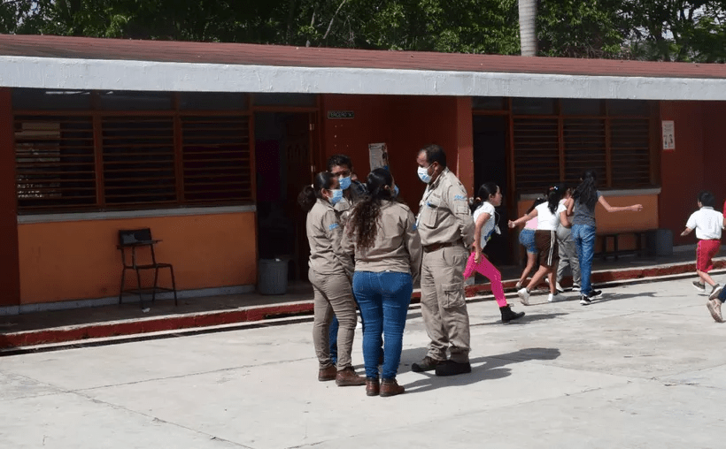 #QuintanaRoo Lluvias provocan inasistencia en escuelas de #FelipeCarrilloPuerto