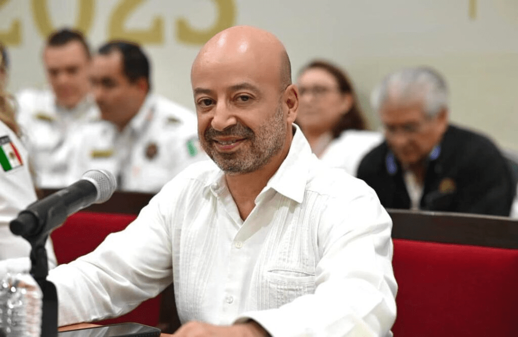 #Campeche Rompe #Renato con #MORENA y deja la&nbsp;fiscalía