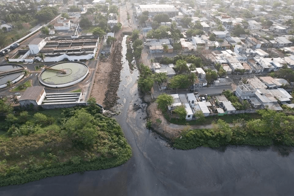 #Veracruz Inician limpieza del #CanaldelaZamorana y #DrenB para evitar&nbsp;inundaciones