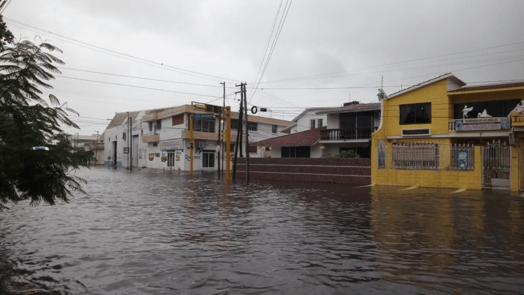 #Veracruz Intensa lluvia inunda calles del puerto&nbsp;jarocho