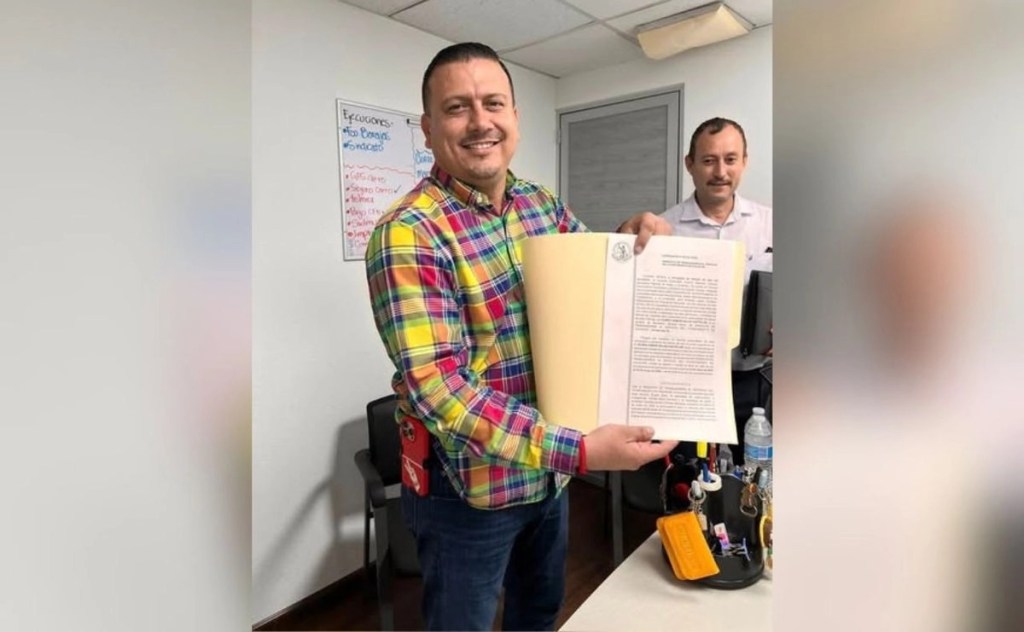 #Sinaloa Asesinan a balazos a Homar Salas, líder sindical del Ayuntamiento de Culiacán y a su&nbsp;escolta