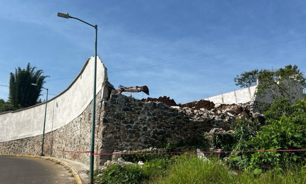 #Veracruz Trabajan para prevenir colapso de muro de contención en Las Fuentes