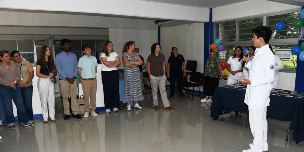 #Chiapas Visitan estudiantes de Estados Unidos el Campus IV de la UNACH