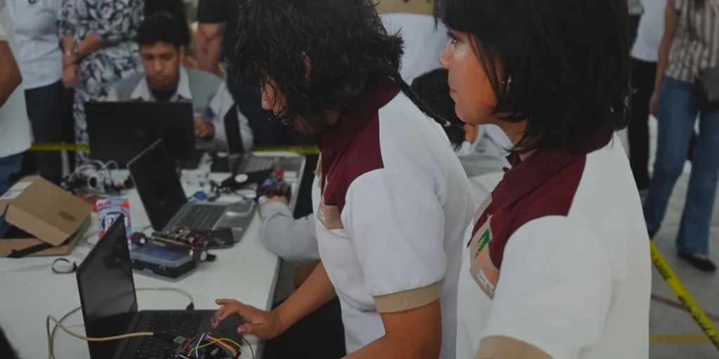 #Chiapas Cecytech impulsa la innovación con Torneo de Robótica Open Source 2026