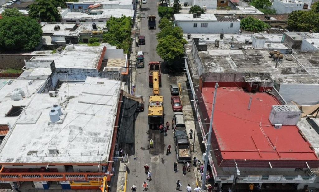 #Veracruz Supervisa Rosa María rehabilitación vial en colonia Pocitos y&nbsp;Rivera