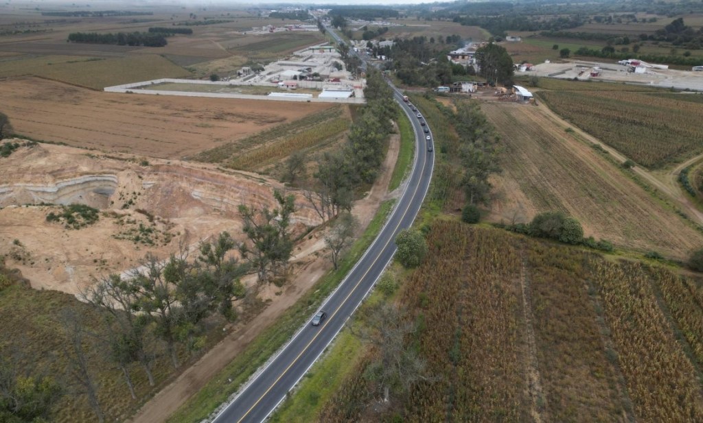 #Veracruz Gobierno de Veracruz entrega 25.7 km rehabilitados en&nbsp;Atzalan-Perote
