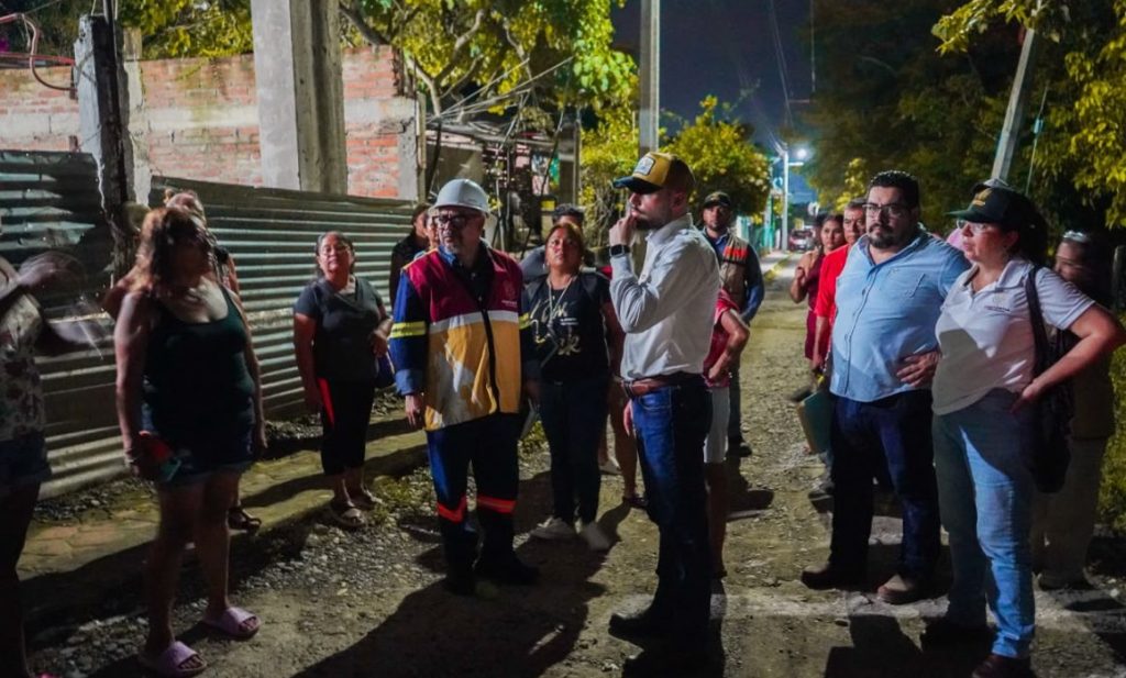 #Veracruz Alcalde de Coatzintla atiende a ciudadanos de La Laja
