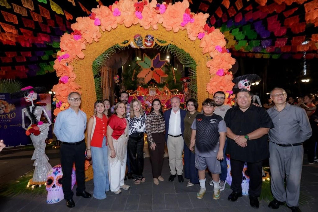 #Tamaulipas Dedica Tampico altar de Xantolo a prima de López&nbsp;Obrador