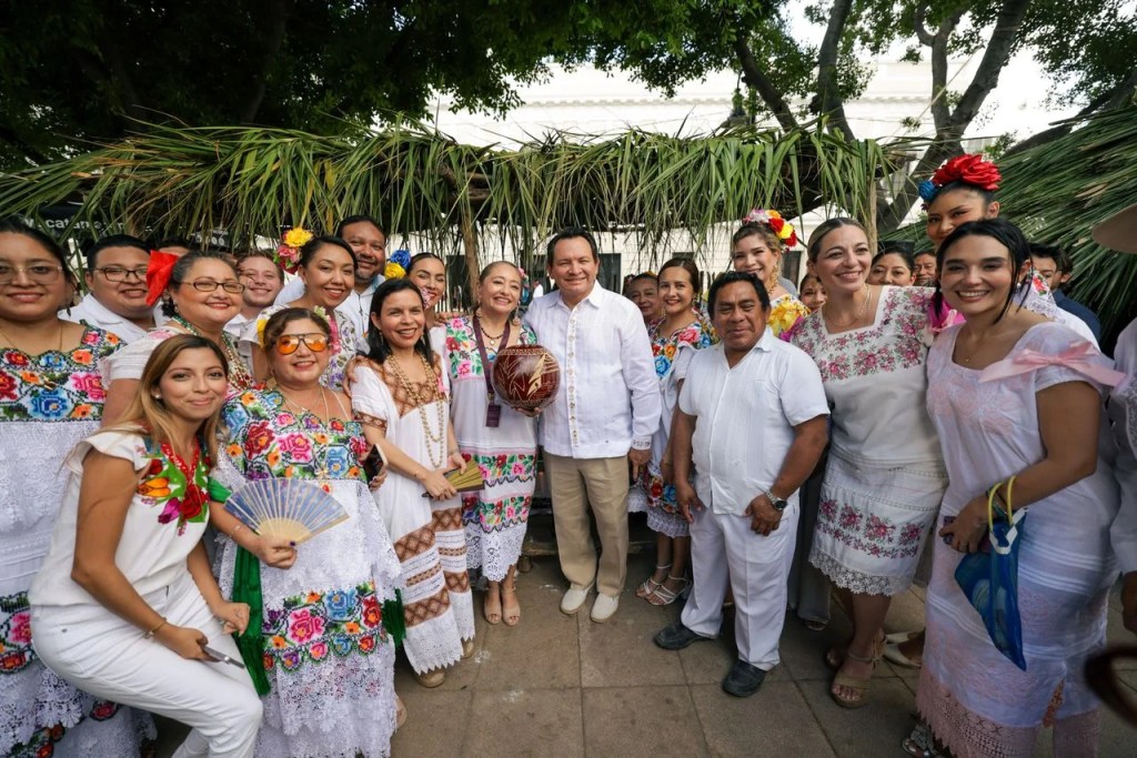 #Yucatan Inauguran la Muestra Estatal de Altares en Yucatán; buscan fortalecer la identidad maya