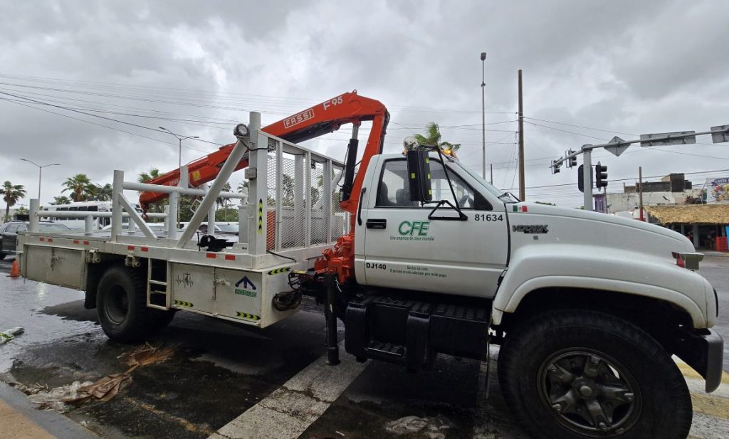#Veracruz Más de 100 empleados atenderán afectaciones de electricidad en Coatzacoalcos
